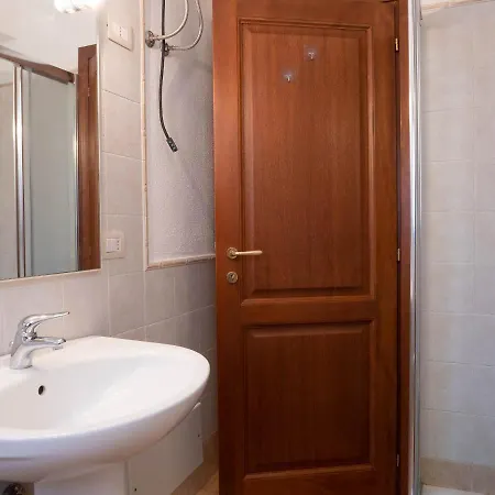 A Piedi Budoniaffitti * Budoni