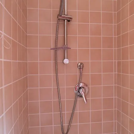 A Piedi Budoniaffitti Apartamento *