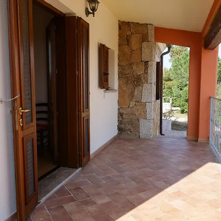 A Piedi Budoniaffitti Apartment *