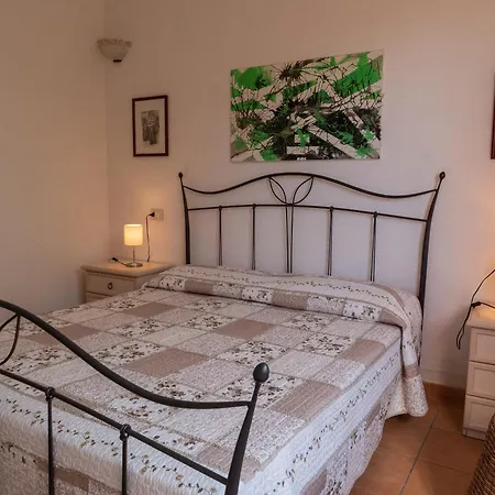 A Piedi Budoniaffitti Apartamento Budoni